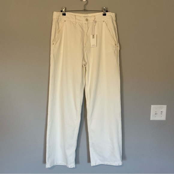 New! Good American Good 90s Relaxed Carpenter Jeans in Cloud White - 8/29 - Picture 3 of 7